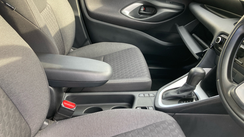 Toyota Yaris 1.5 Hybrid Icon 5dr CVT Hybrid Hatchback